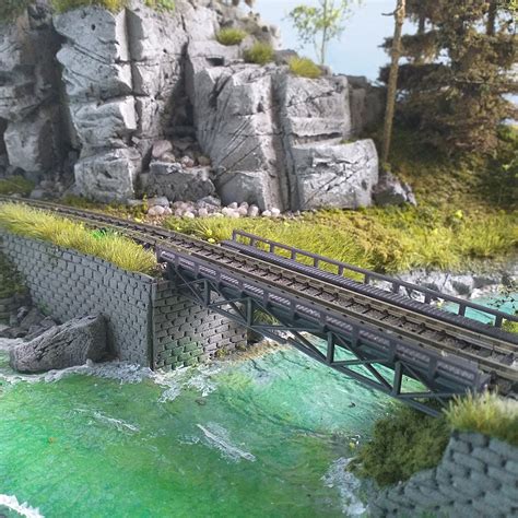 N scale 1/160 railroad Diorama with lake, castle ruin, waterfall ...