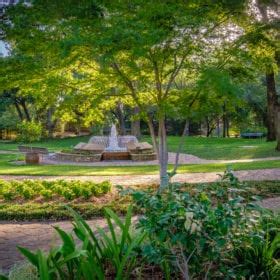 Grapevine Botanical Gardens at Heritage Park - GoGrapevine