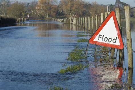 EFRA committee report on flooding - Defra in the media