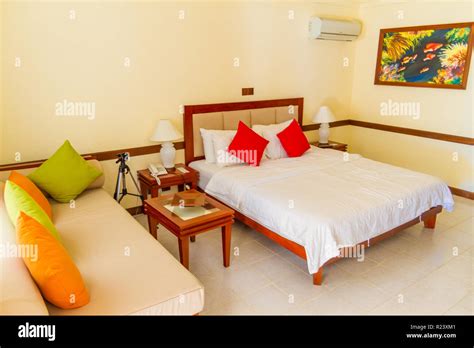 3 star modern room of a hotel Stock Photo - Alamy