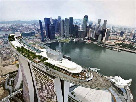 Passion For Luxury : Marina Bay Sands Hotel in Singapore