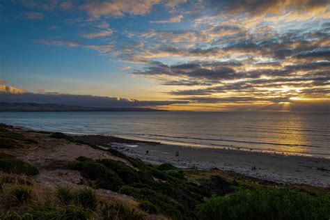 Silver Sands Beach, Australia. Photo by Lee Smith. : r/travelphotos