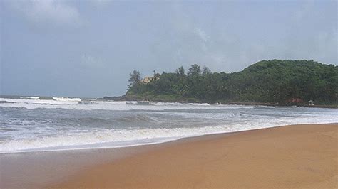 Baga Beach|Why Visit|Photos|Videos|Tips - HOHO Goa