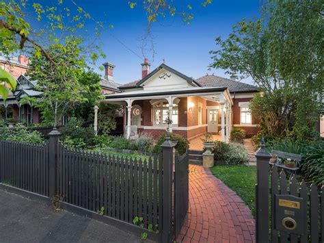 2 Hawthorn Grove, Hawthorn, Vic 3122 - House for Sale - realestate.com ...