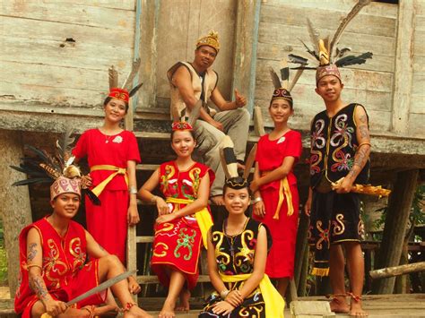 Suku Dayak Iban | Pesona Indonesia