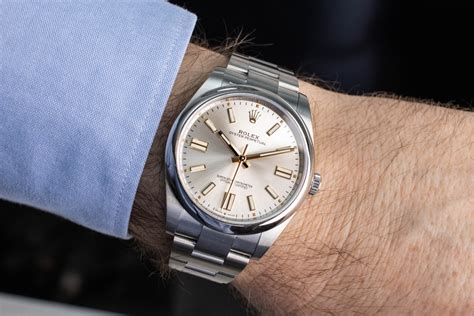 Classic Elegance, The Silver and Black Rolex Oyster Perpetual 41 Review