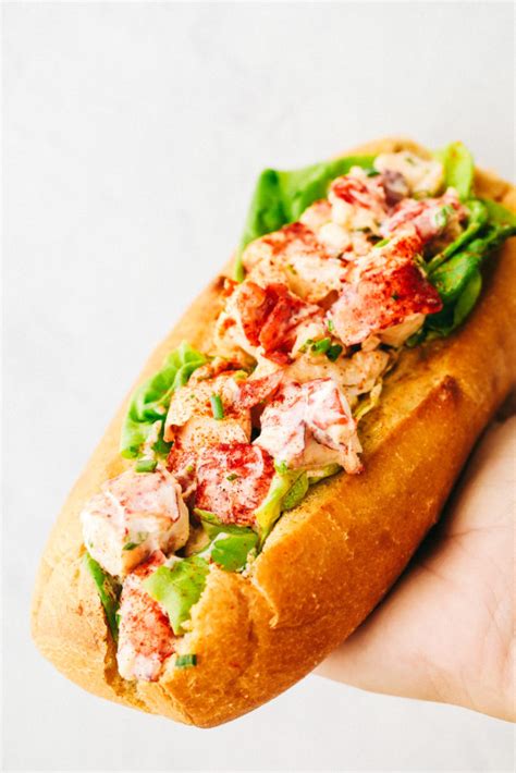 Easy Lobster Roll | The Recipe Critic