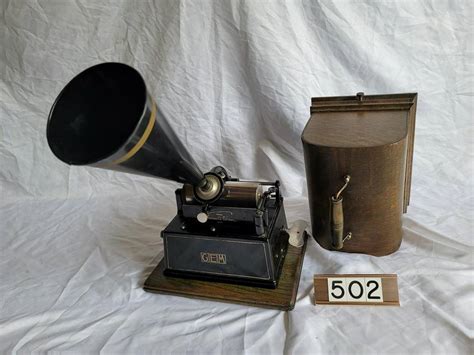 Edison Gem Cylinder Phonograph - Nov 18, 2022 | Stanton's Auctioneers ...