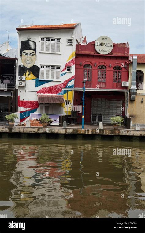 Street art along the Melaka River, Malacca, Malaysia Stock Photo - Alamy