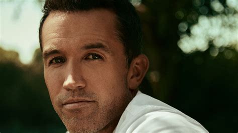 Why Rob McElhenney Takes ‘Mythic Quest’ So Personally | Vanity Fair