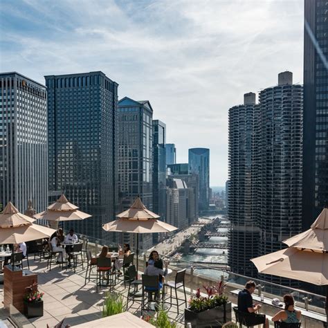 Chicago Rooftop Bar & Dining with A View - Eat & Drink At Rooftop