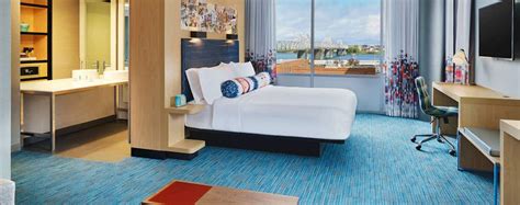 Aloft Louisville Downtown, Louisville - HotelTonight