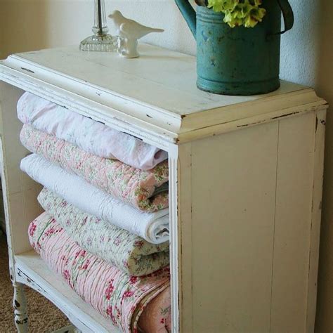 Stylish Blanket Storage Ideas