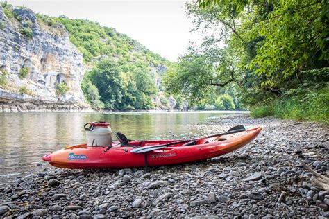 Kayaking down the Dordogne in France (2023) | Kayaking, Dordogne ...