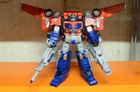 Toys N' more: Transformers Cybertron Wing Saber