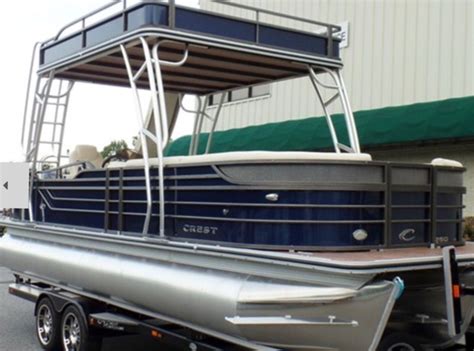 Crest III 250 Tritoon With Upper Sundeck & Slide 2016 for sale for ...