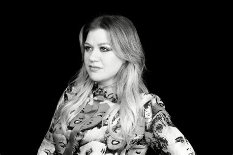 Kelly Clarkson - "Uglydolls" Portrait Session in LA, April 2019 ...