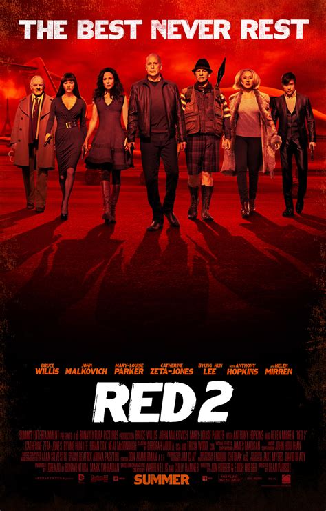 RED 2 (2013)