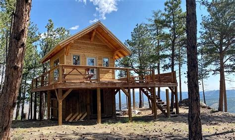 This treehouse in Colorado on the market for a staggering $ 500,000 ...