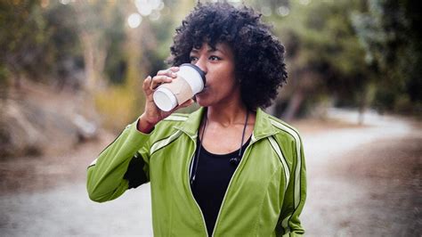 Does consuming caffeine before exercise help burn fat?