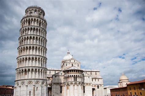 Italy's Leaning Tower of Pisa May Become a Luxury Hotel