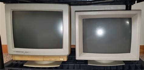 (CRT) Cathode Ray Tube Monitors – Overview | Laptop Pics