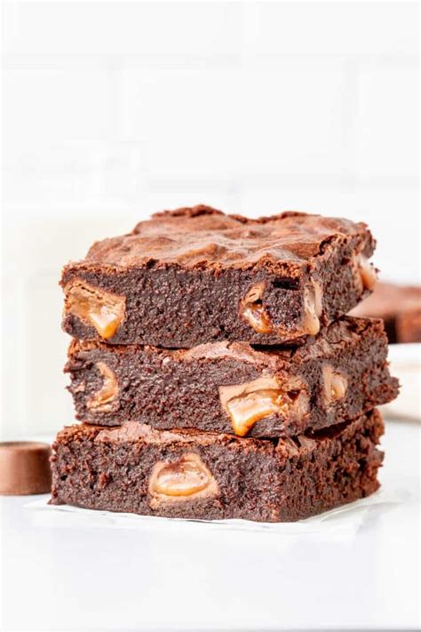 Rolo Brownies - Just so Tasty