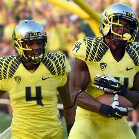 Oregon Football: Surprises, Disappointments So Far for 2014 Ducks ...