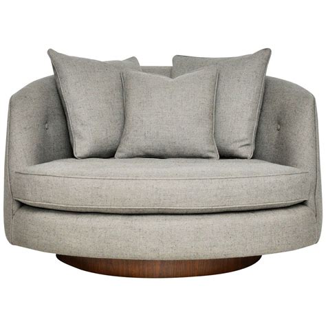 Cuddle Chair Modern