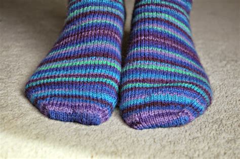 Winwick Mum: Basic 4ply sock pattern and tutorial - easy beginner sock ...