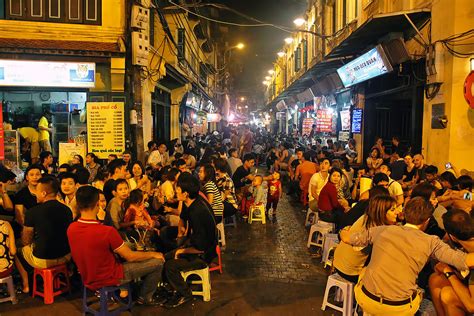 Bia Hoi Junction - Hanoi Nightlife