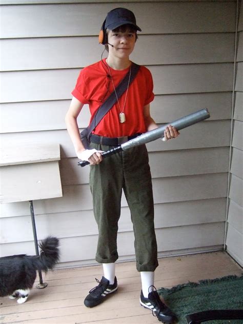 Laurie's Costumes: 2008 Cosplay: Team Fortress 2, Scout