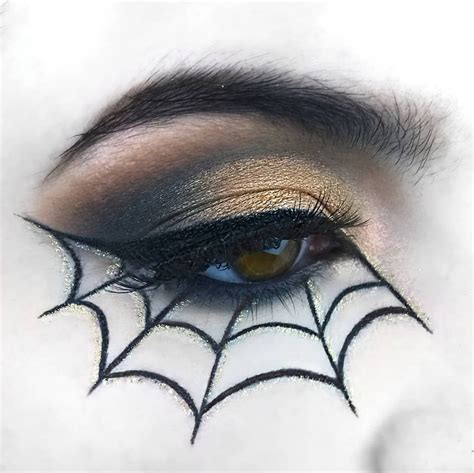 29+ Tips how to do spider web eyeliner Tutorial - MaudyChesney