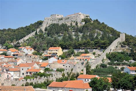 Hike up to Hvar Fortress Beach Holiday, Beautiful Beaches, Croatia ...