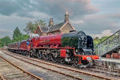 LMS Princess Coronation Class 6233 Duchess of Sutherland Photograph by ...