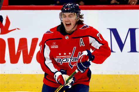 T.J. Oshie Gets Gordie Howe Hat Trick in Caps' Win