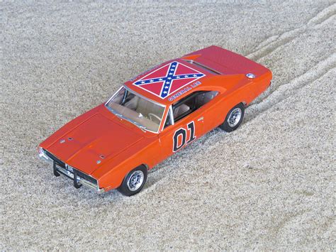 Gallery Pictures - 1969 General Lee Charger -- Plastic Model Car Kit ...