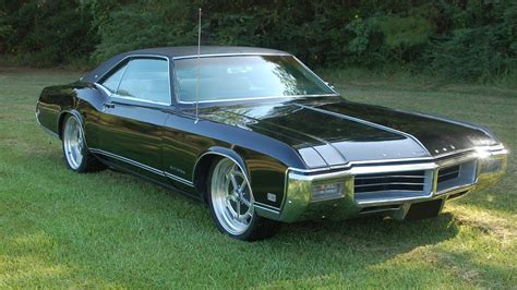 1969 Buick Riviera Custom Coupe VIN: 494879H921537 - CLASSIC.COM