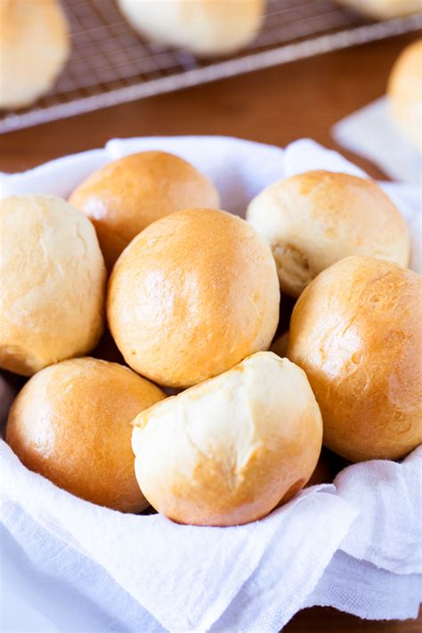 Homemade White Bread Rolls | The PKP Way