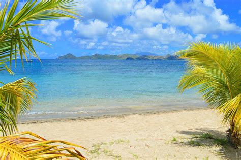 10 Best Beaches in St Kitts and Nevis - What is the Most Popular Beach ...