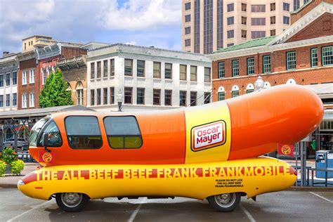 Oscar Mayer renames iconic hot dog on wheels to 'Frankmobile' - ABC News