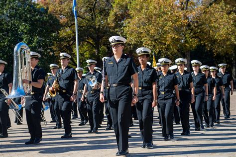 U.S. Naval Academy Uniforms: What Each Means and the Differences ...