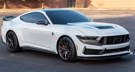 Oxford White 2024 Ford Mustang GT Dark Horse Fastback - MustangAttitude ...