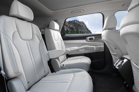 which honda pilot has captain seats - alberto-foree