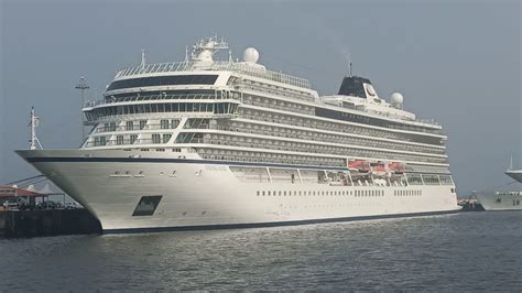 First International Cruise Ship with 651 passengers arrives at Mormugao ...