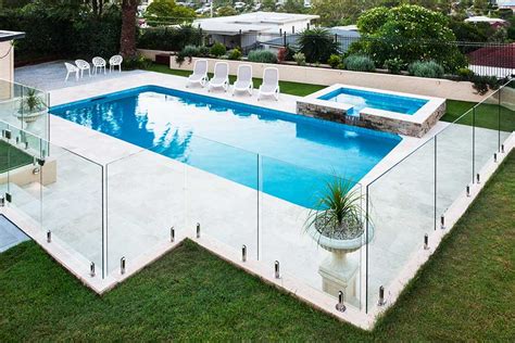 Swimming Pool Fencing | Why Glass Is A Great Choice For Style & Safety