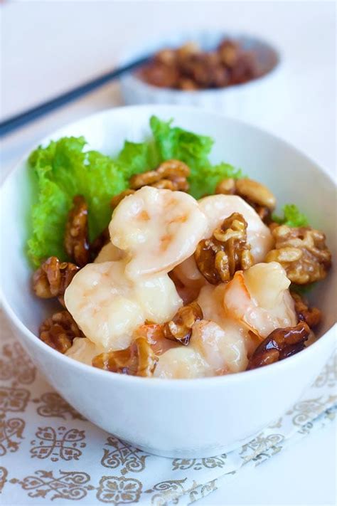 Honey Walnut Shrimp | Easy Delicious Recipes