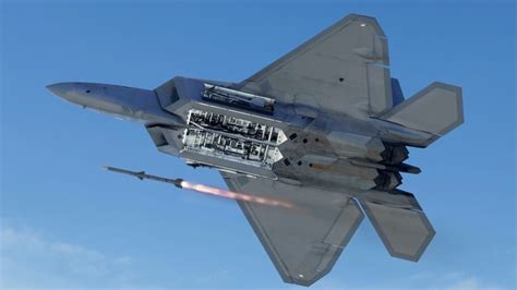 How An F-22 Raptor Flew Right Under an Iranian Fighter Jet (Undetected ...