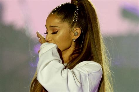 Ariana Grande Explains Why She Cried Onstage in Emotional Letter