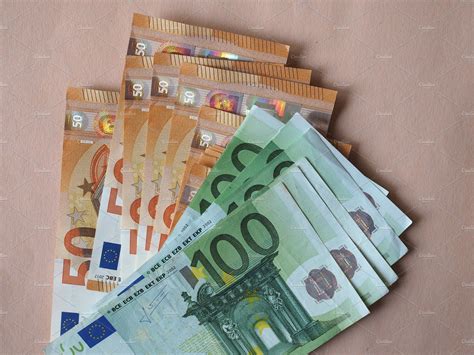 50 and 100 Euro notes, European Unio | Bank notes, Money images ...